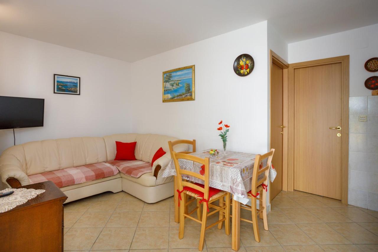 Apartmani Bakran Krk Town Exterior foto